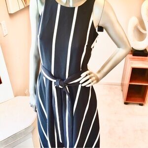 🆕Navy & White Asymmetrical Hem Midi Dress